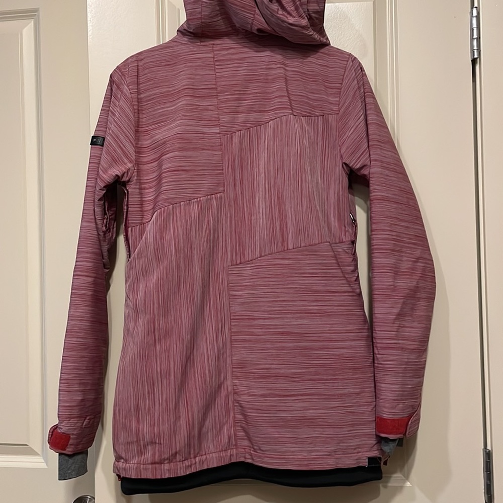 Roxy snowboard jacket - Picture 2 of 10